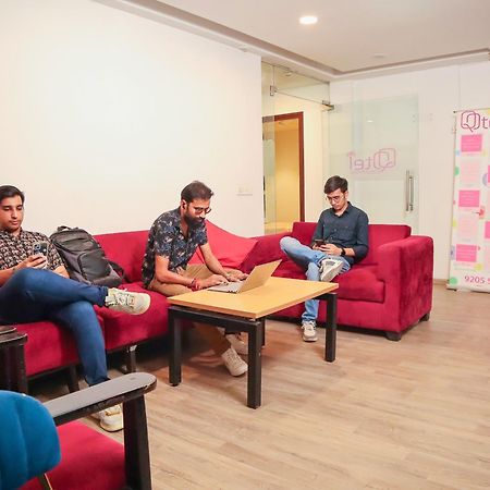 Hotel La Serene By Qotel-Gagan Vihar Anand Vihar New Delhi Eksteriør billede