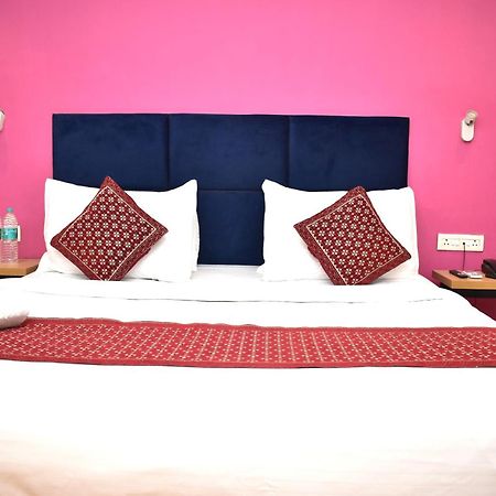 Hotel La Serene By Qotel-Gagan Vihar Anand Vihar New Delhi Eksteriør billede